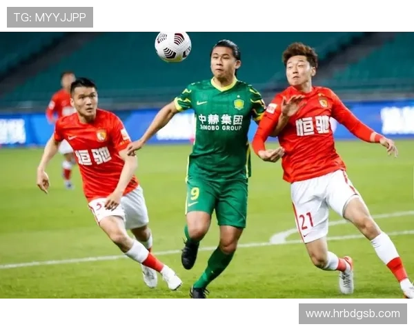 杭州排球队以63分领跑联赛积分榜展现强劲实力与竞争优势